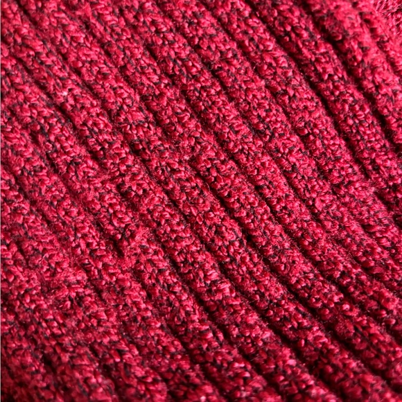 Beautiful Warm Sweater Size M - Picture 5 of 5